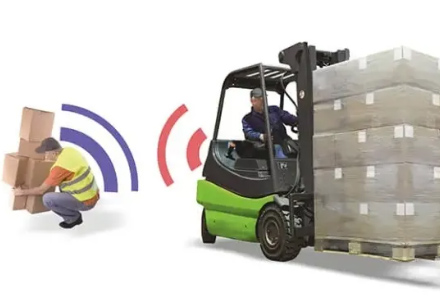 叉车视野盲区与应对措施